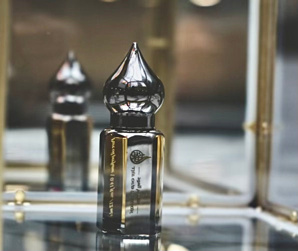 Private - 25 Oud Wood